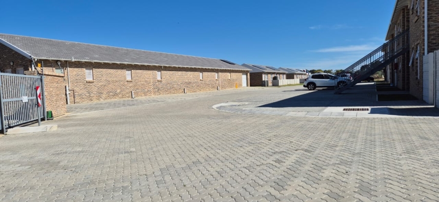2 Bedroom Property for Sale in Fairview Industrial Eastern Cape